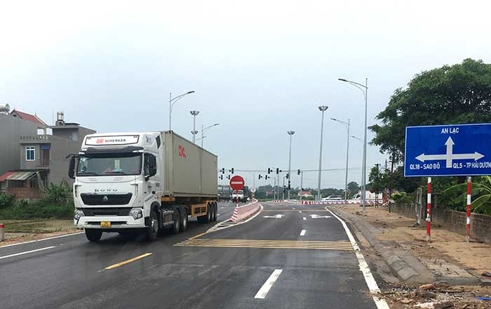Bypass connecting national highways 18, 37 in Chi Linh city temporarily opens to traffic